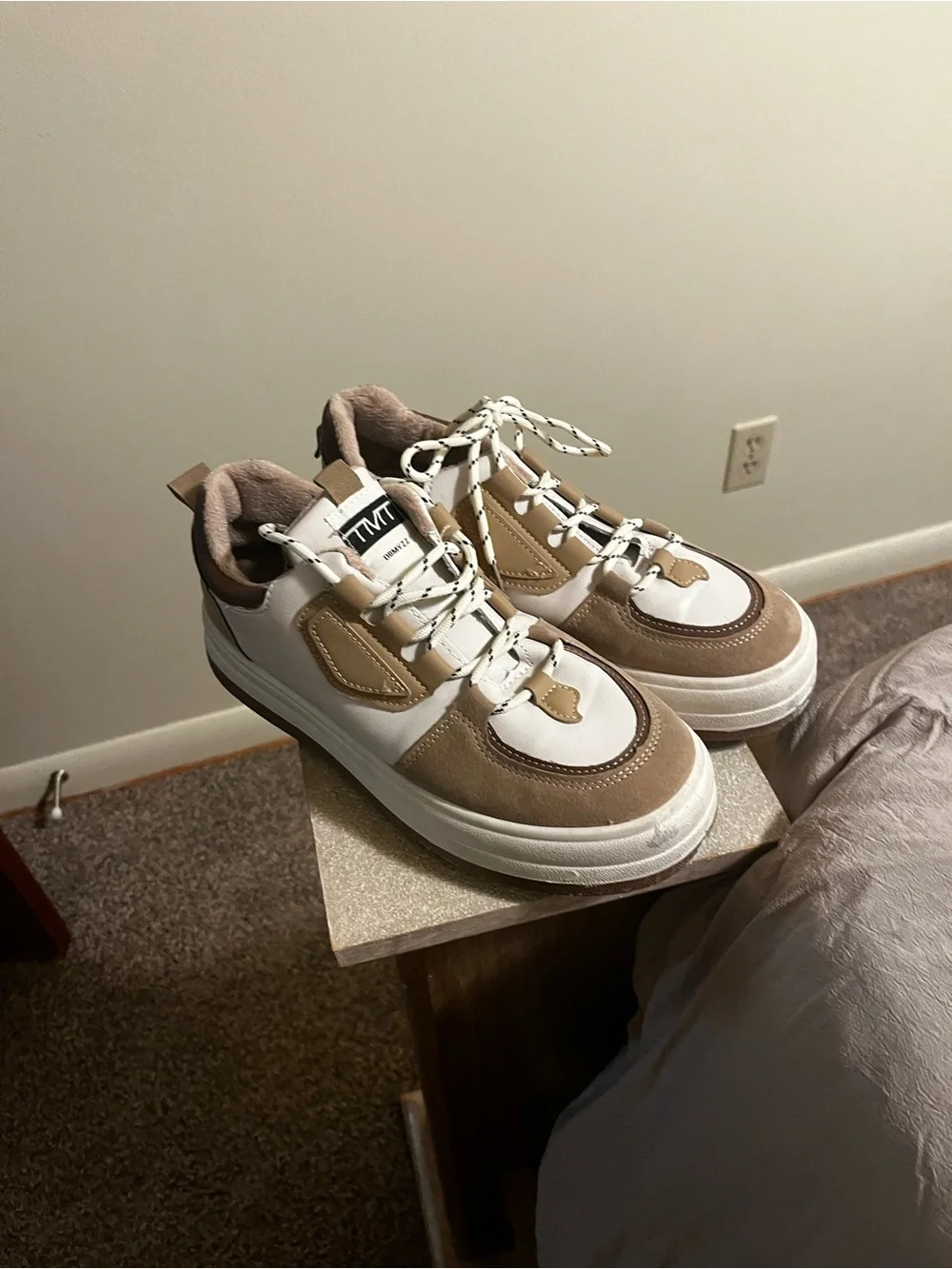 Casual Two-Tone White and Beige Chunky Sneakers